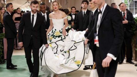      Met Gala 2024